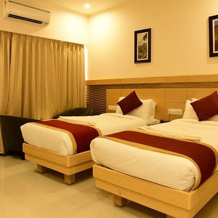 Hotel U.T.Elite Bangalore Luaran gambar