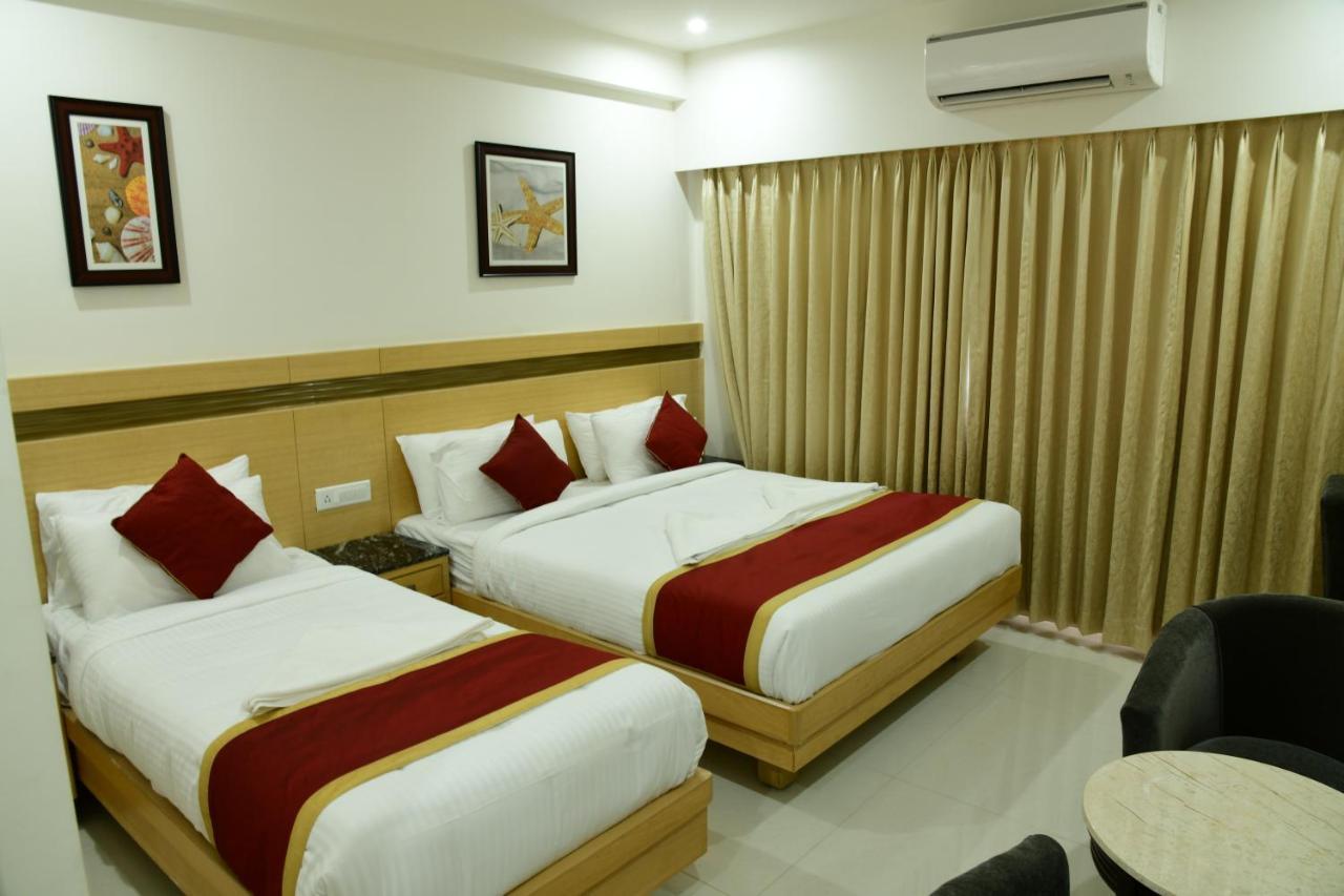 Hotel U.T.Elite Bangalore Luaran gambar