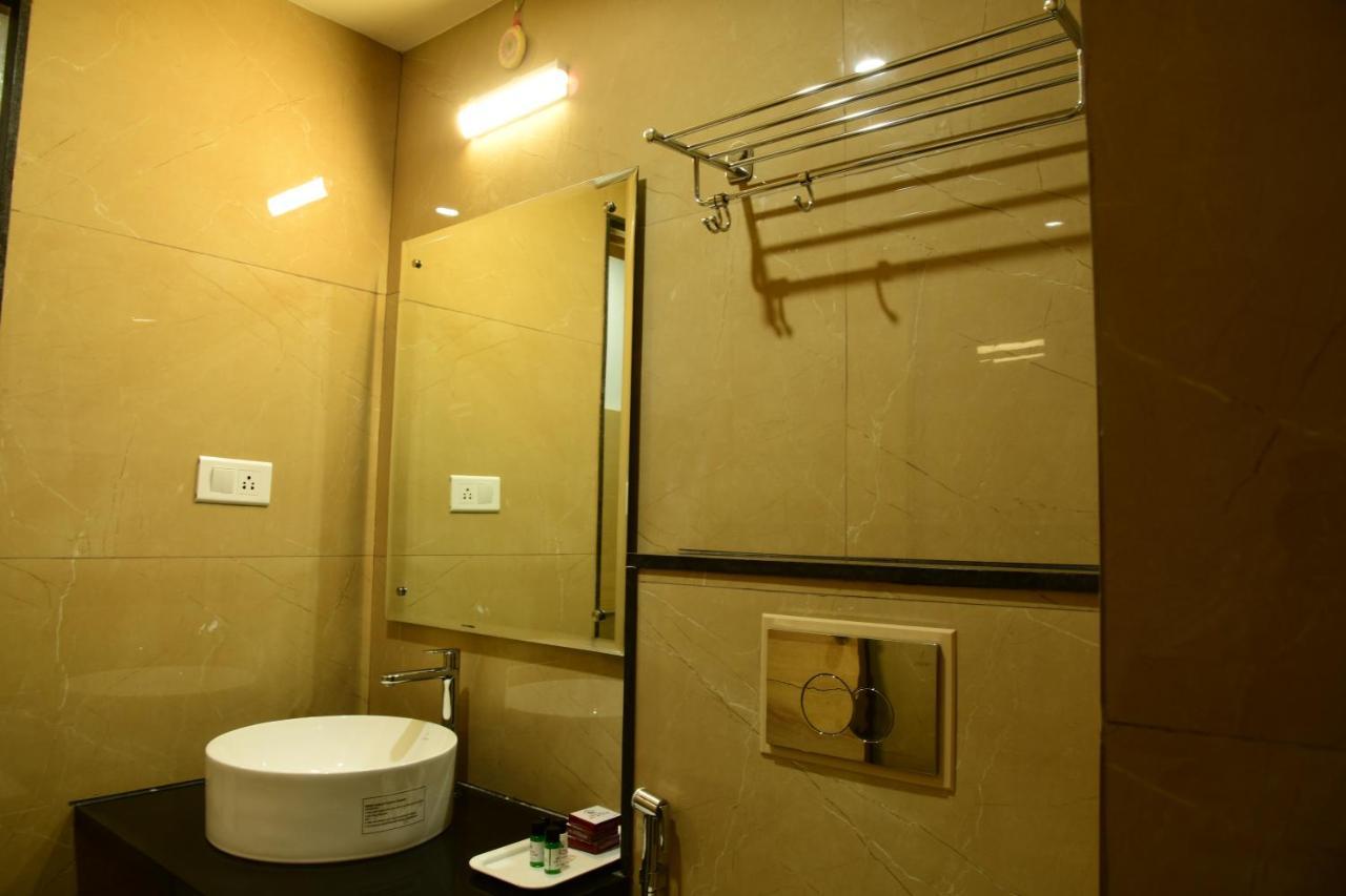 Hotel U.T.Elite Bangalore Luaran gambar