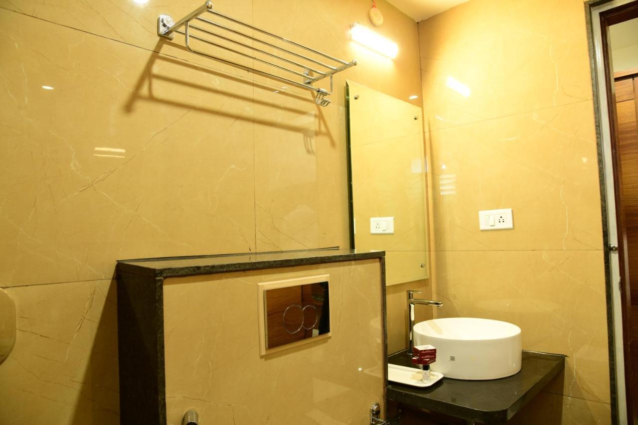 Hotel U.T.Elite Bangalore Luaran gambar