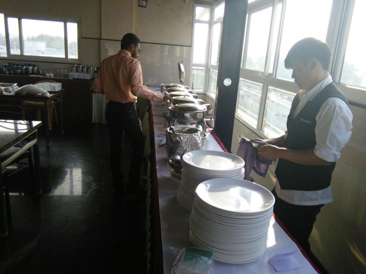 Hotel U.T.Elite Bangalore Luaran gambar
